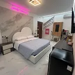 Lovely Homes 4*
