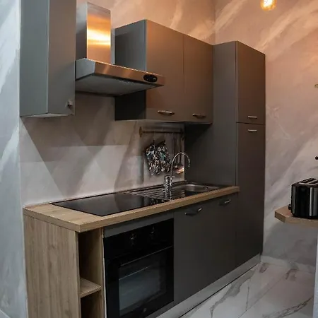 Lovely Homes ג'נובה